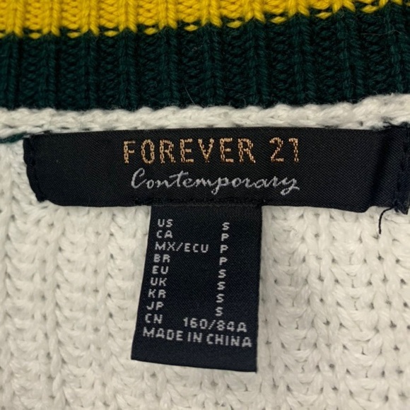 Size S-M Oversized, Low V, Sweatshirt🐝 - Picture 3 of 3